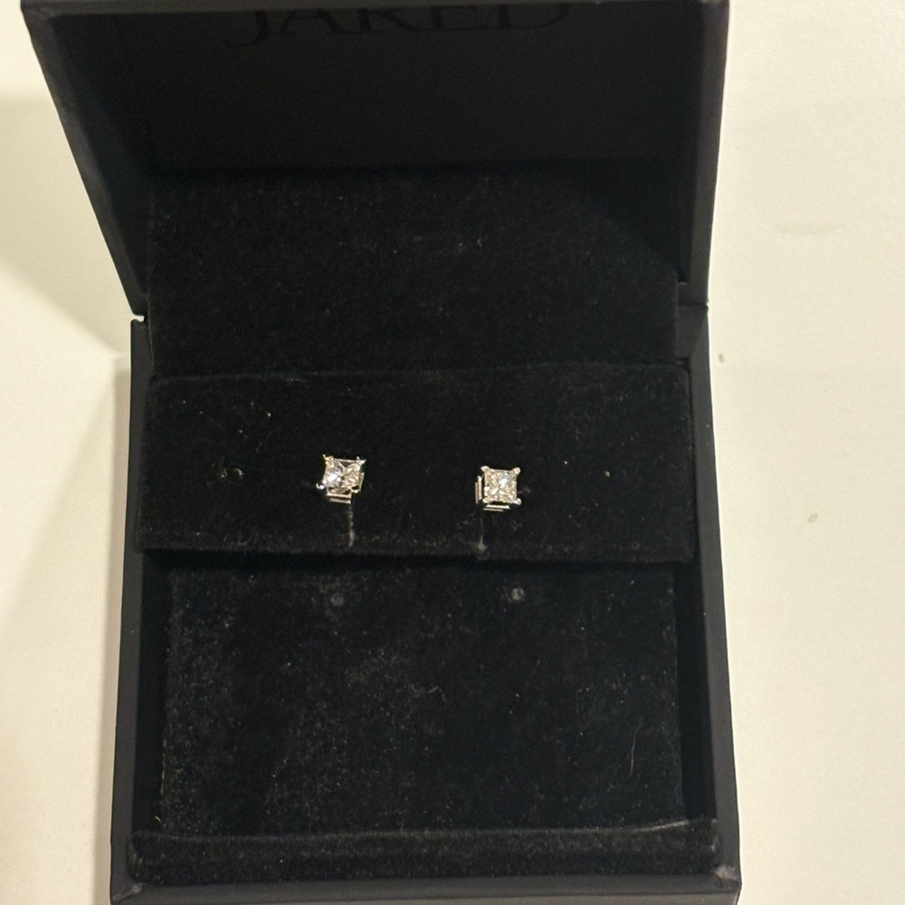 Elegant Silver Stud Earrings